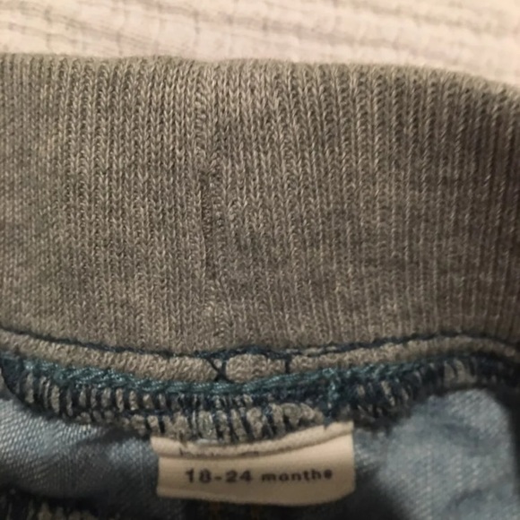 5 piece Baby Gap Jeans & shirts - Picture 9 of 10